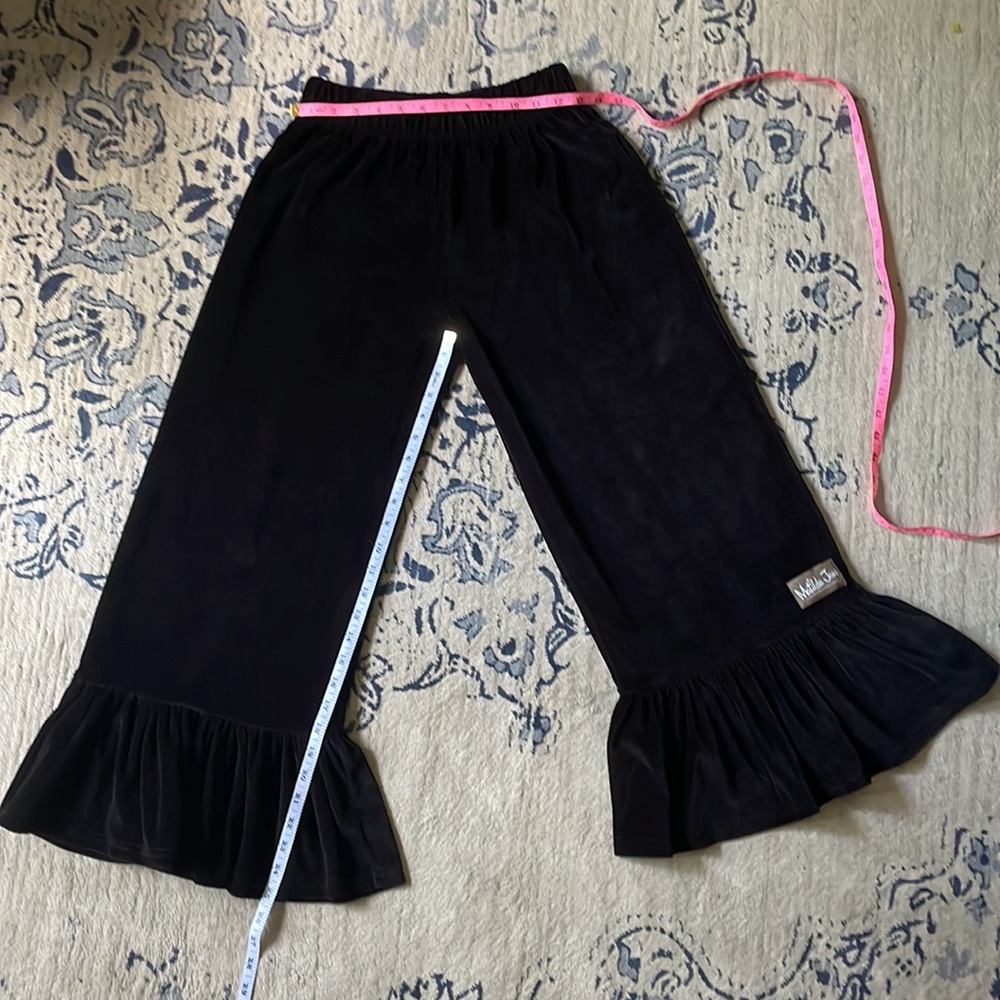 Vintage HTF Matilda Jane Big Ruffle Black Velvet Pant! - Picture 7 of 8